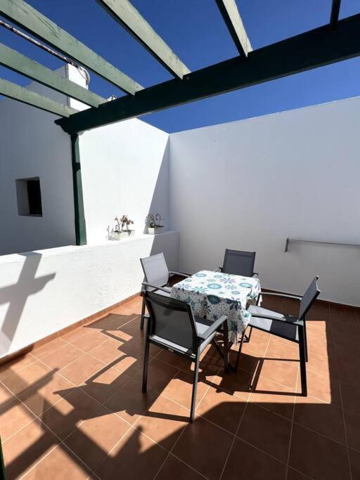 Casa Breen - Spacious 1 Bedroom Apartment In Matagorda With Communal Pool Tías Exteriör bild